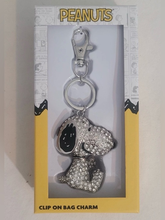 LArocks Accessories - Peanuts Snoopy Rhinestone Clip-On Bag Charm - Silver